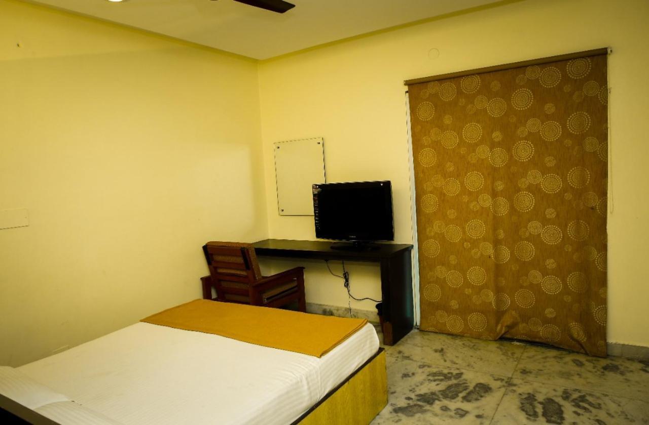 Hotel Arunachala Tiruvannāmalai エクステリア 写真